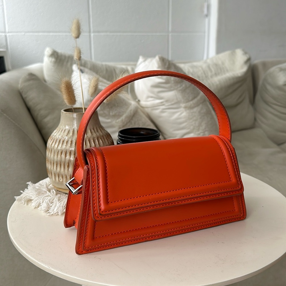 NWOT Zara Orange Purse